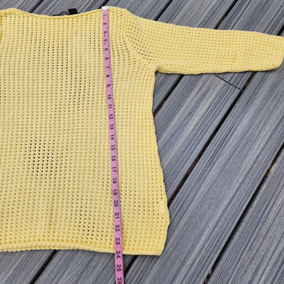 L Yellow Crotched loose knit sweater - Picture 7 of 12